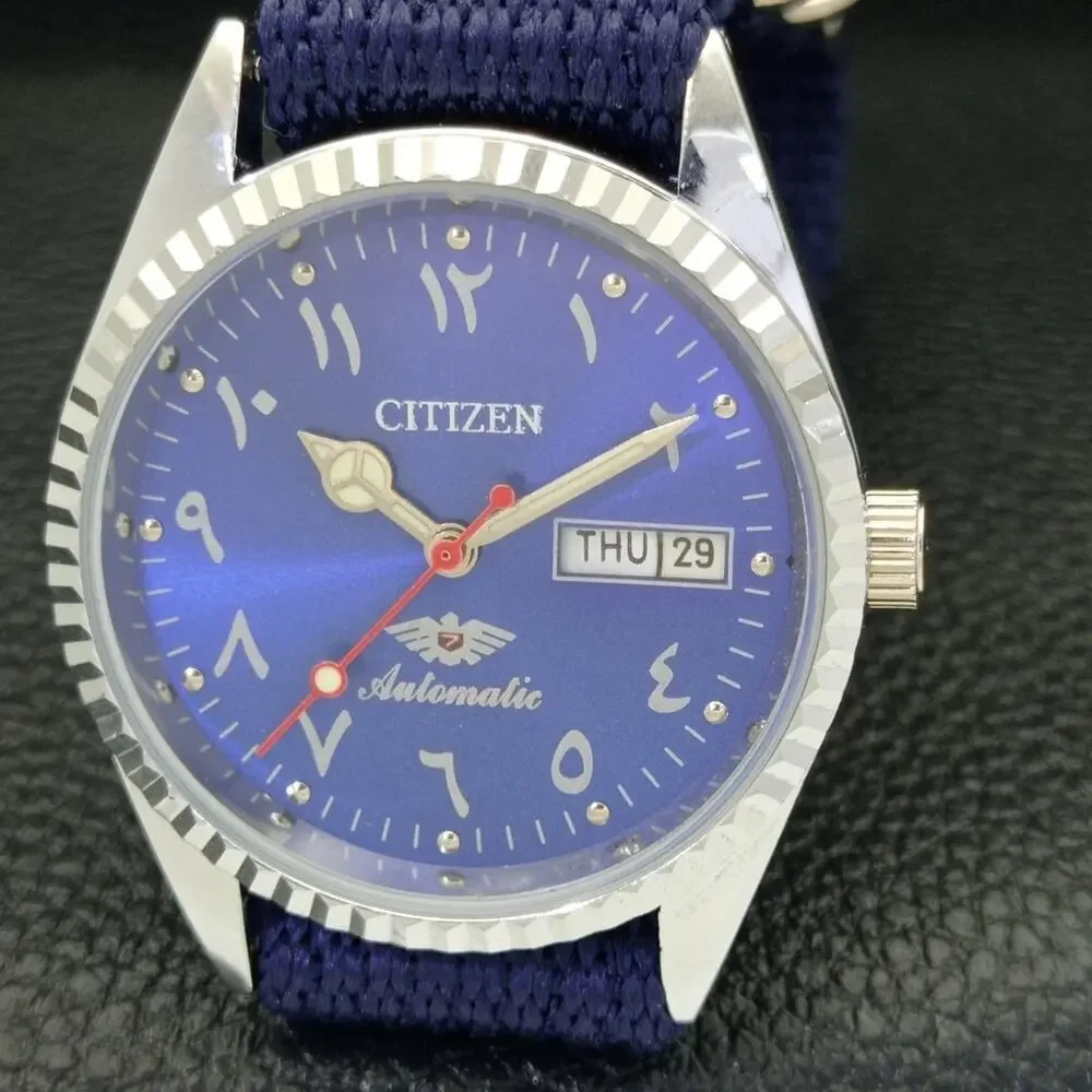 Vintage 1980 Citizen Automatic Mens Silver Watch W/daydate & Blue accents